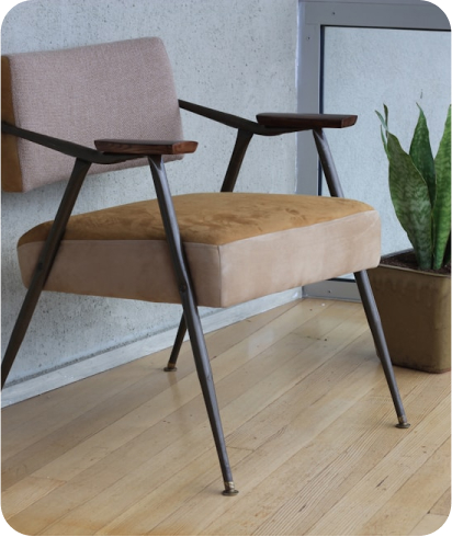 Mengapa Furnitur Custom Lebih Bernilai Daripada Furnitur Pabrikan Massal?